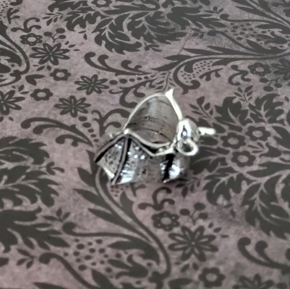 Bat Ring - Picture 7 of 7